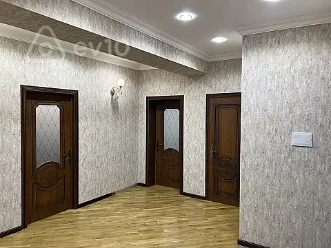 Kirayə verilir 2 otaqlı yeni tikili 90 m²