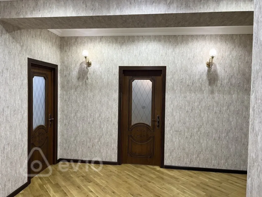 Kirayə verilir 2 otaqlı yeni tikili 90 m²