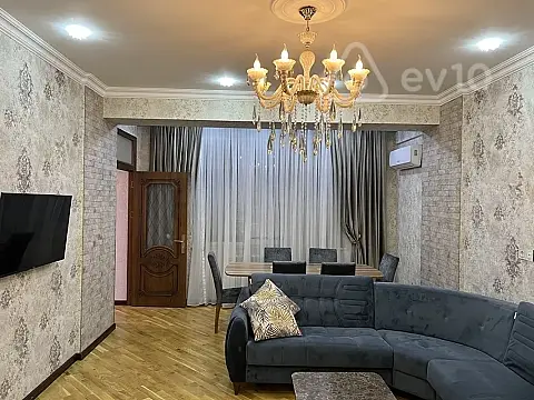Kirayə verilir 2 otaqlı yeni tikili 90 m²