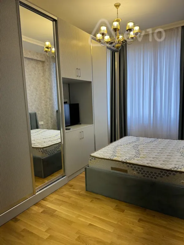 Kirayə verilir 3 otaqlı yeni tikili 130 m²