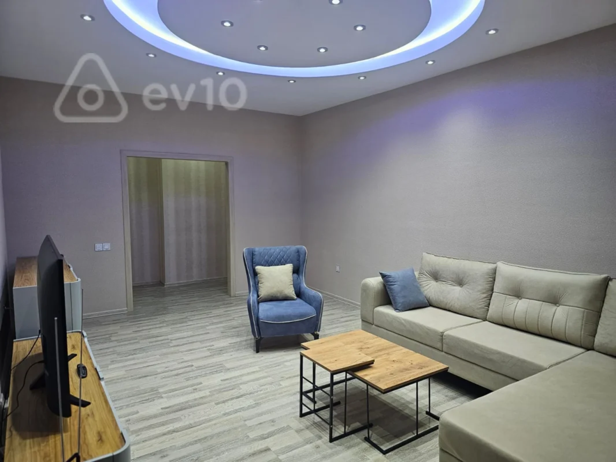 Kirayə verilir 3 otaqlı yeni tikili 125 m²