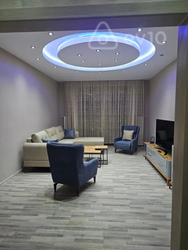 Kirayə verilir 3 otaqlı yeni tikili 125 m²