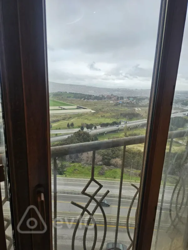 Kirayə verilir 3 otaqlı yeni tikili 125 m²