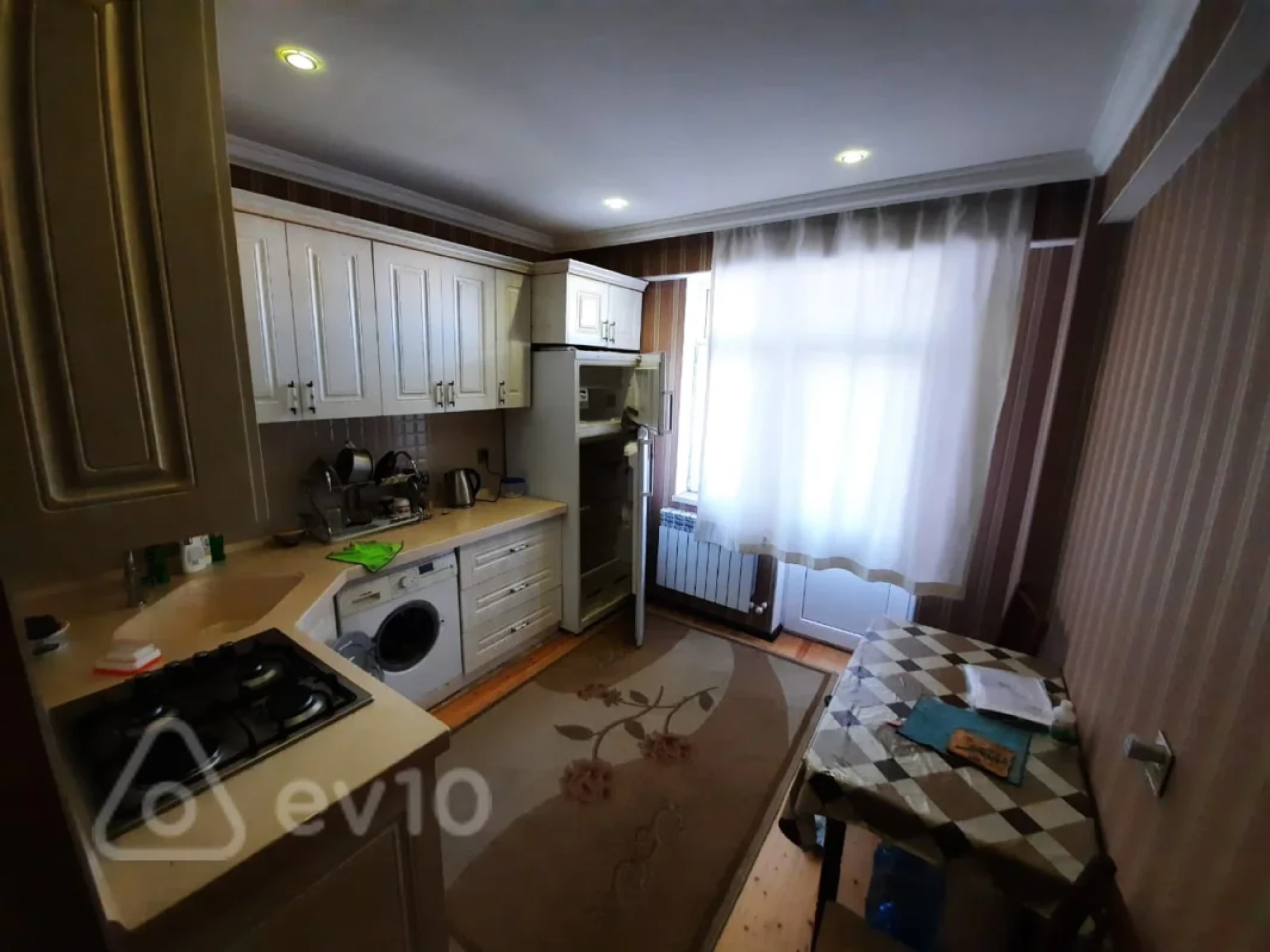 Kirayə verilir 3 otaqlı yeni tikili 110 m²