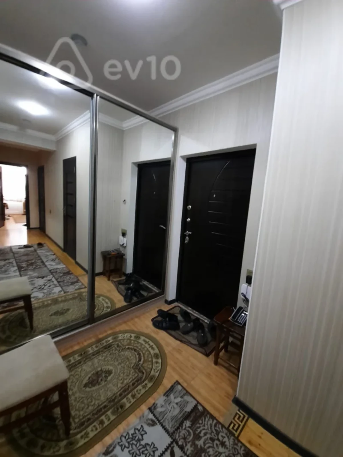 Kirayə verilir 3 otaqlı yeni tikili 110 m²