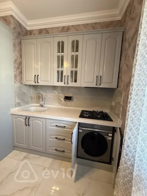 Kirayə verilir 2 otaqlı yeni tikili 60 m²