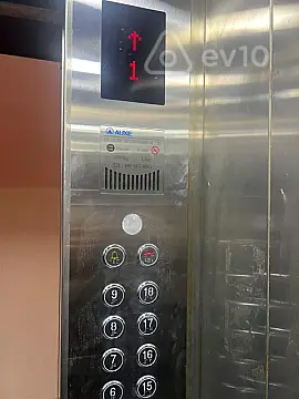 Satılır 3 otaqlı yeni tikili 95 m²