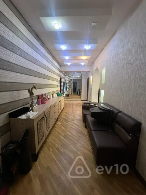 Satılır 3 otaqlı yeni tikili 95 m²