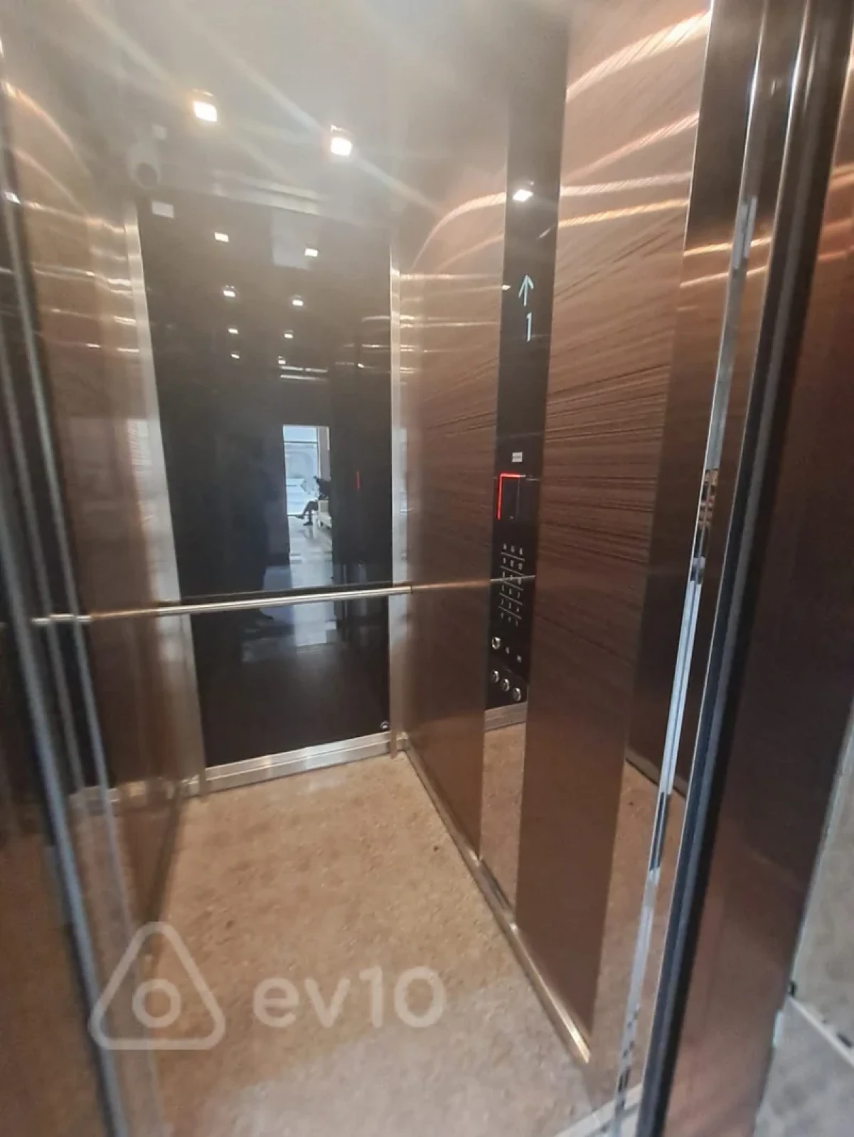 Kirayə verilir 3 otaqlı yeni tikili 88 m²