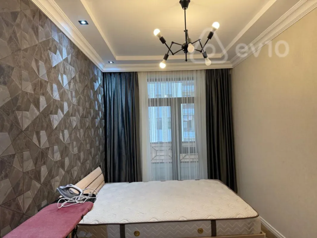 Kirayə verilir 3 otaqlı yeni tikili 88 m²