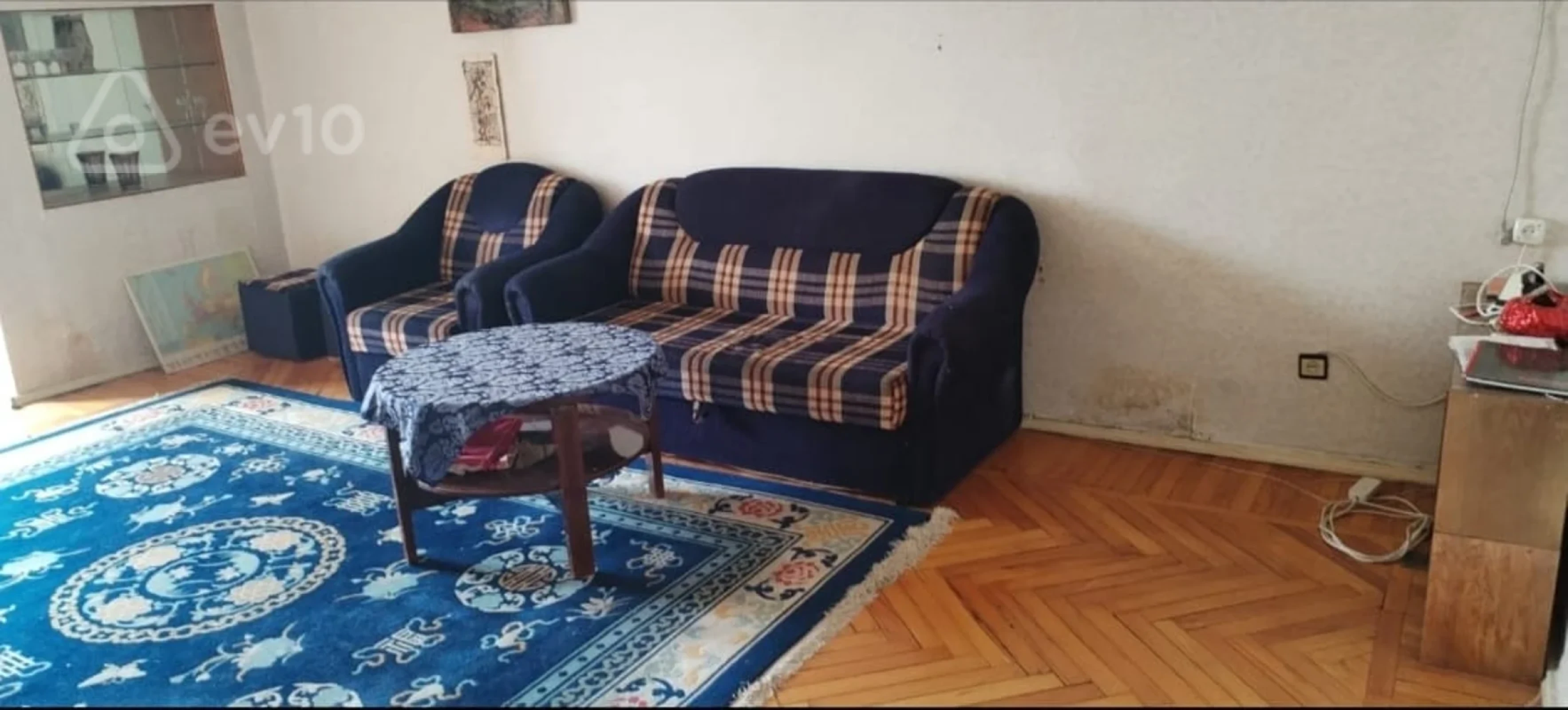 Kirayə verilir 2 otaqlı köhnə tikili 70 m²