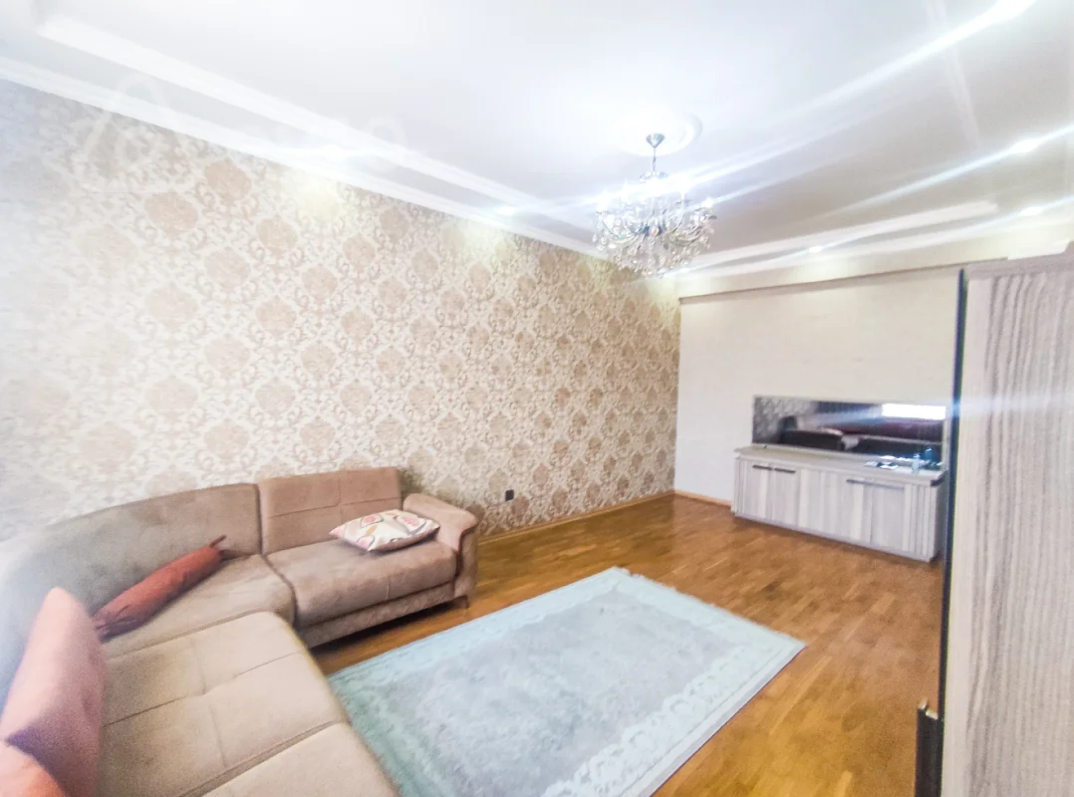 Kirayə verilir 2 otaqlı yeni tikili 75 m²
