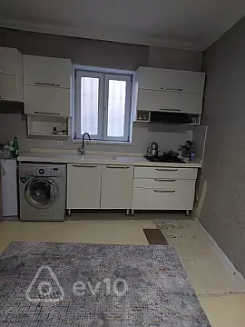 Kirayə verilir 2 otaqlı həyət evi 50 m²