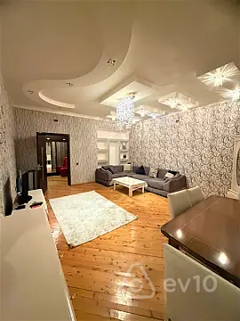 Satılır 3 otaqlı yeni tikili 120 m²