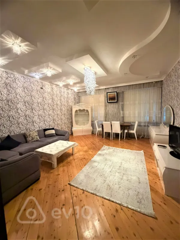 Satılır 3 otaqlı yeni tikili 120 m²