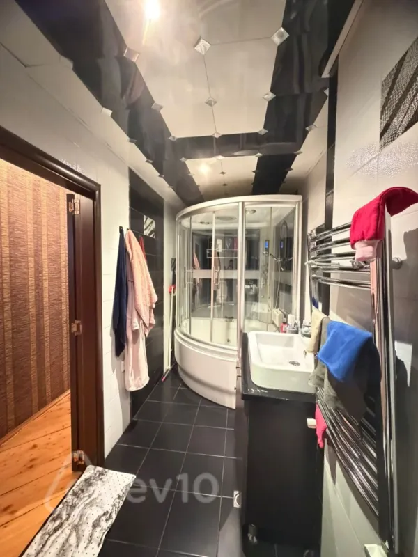 Satılır 3 otaqlı yeni tikili 120 m²