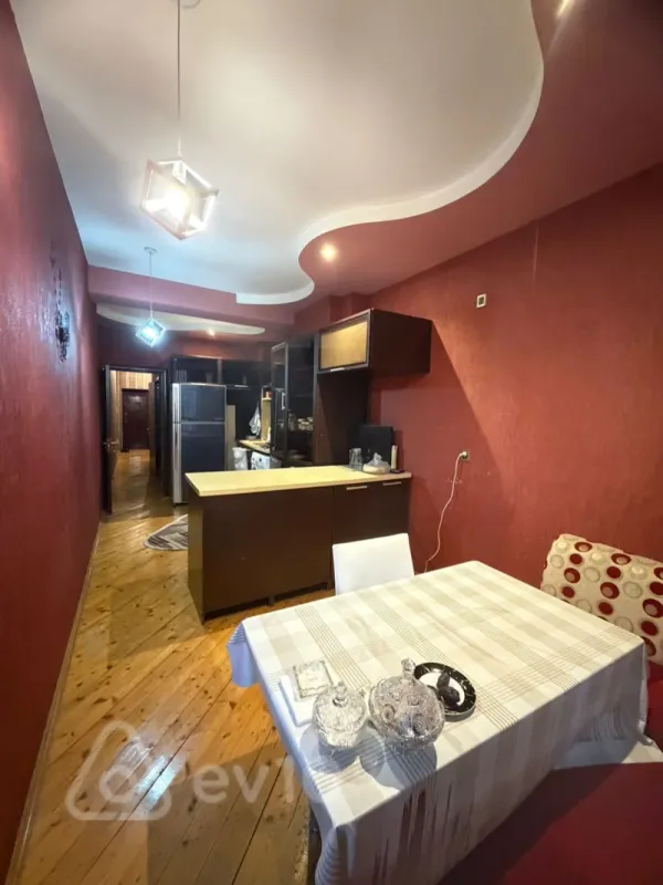 Satılır 3 otaqlı yeni tikili 120 m²