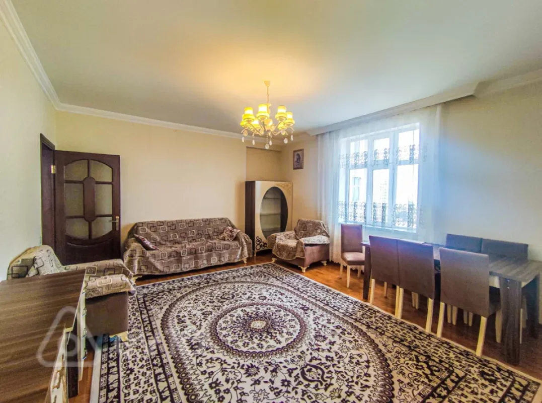 Kirayə verilir 2 otaqlı yeni tikili 85 m²