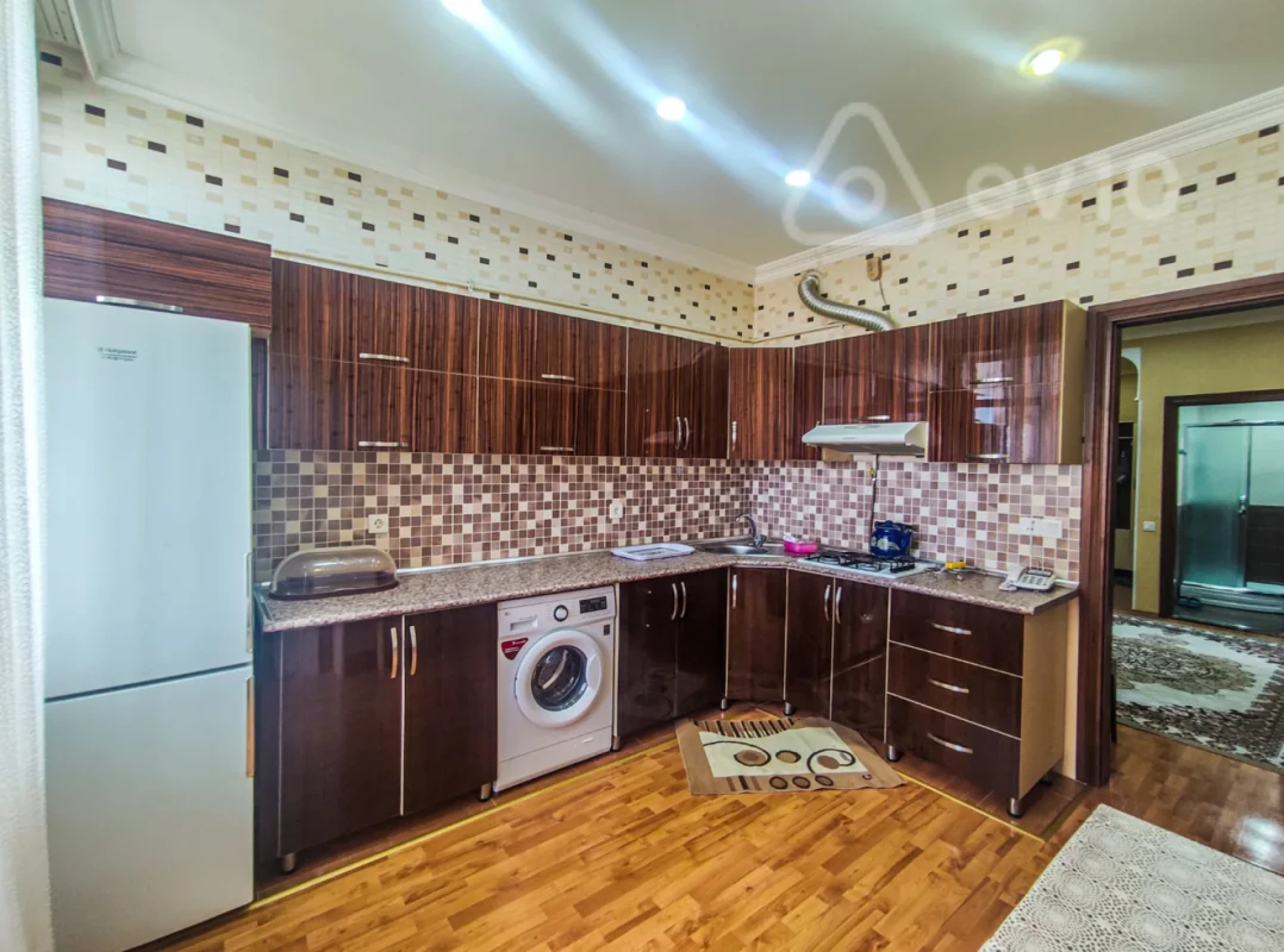 Kirayə verilir 2 otaqlı yeni tikili 85 m²