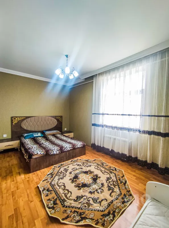 Kirayə verilir 2 otaqlı yeni tikili 85 m²