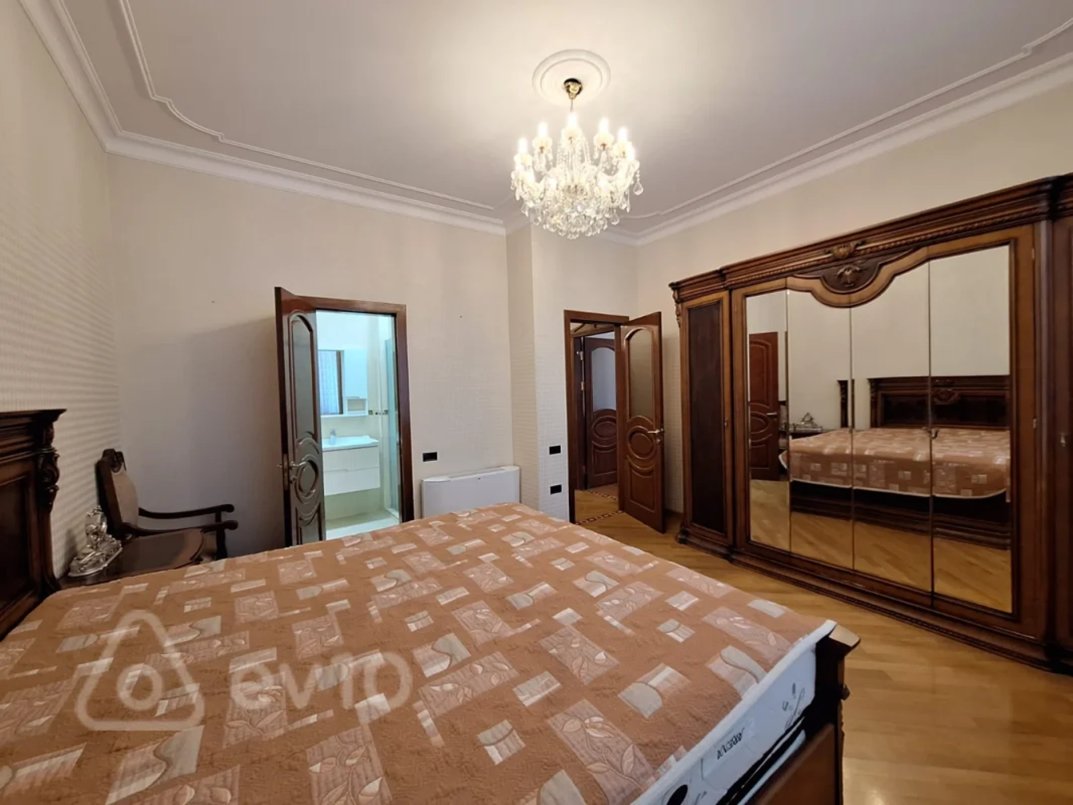 Satılır 3 otaqlı yeni tikili 179 m²