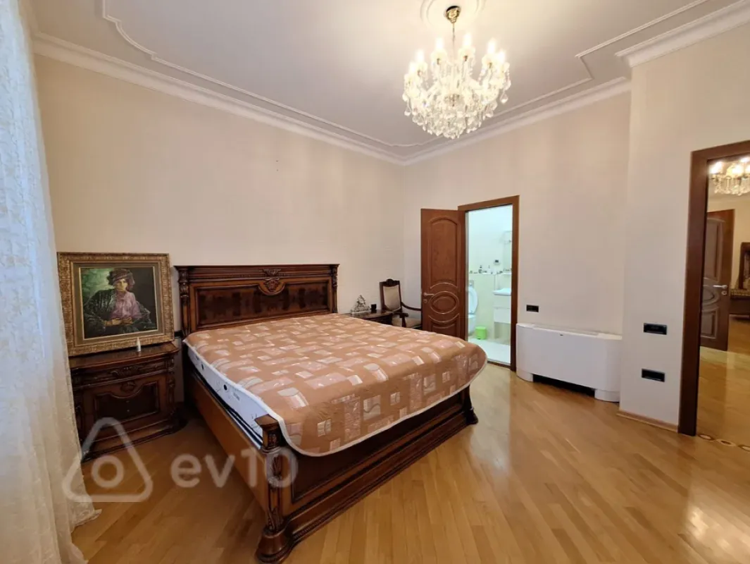 Satılır 3 otaqlı yeni tikili 179 m²