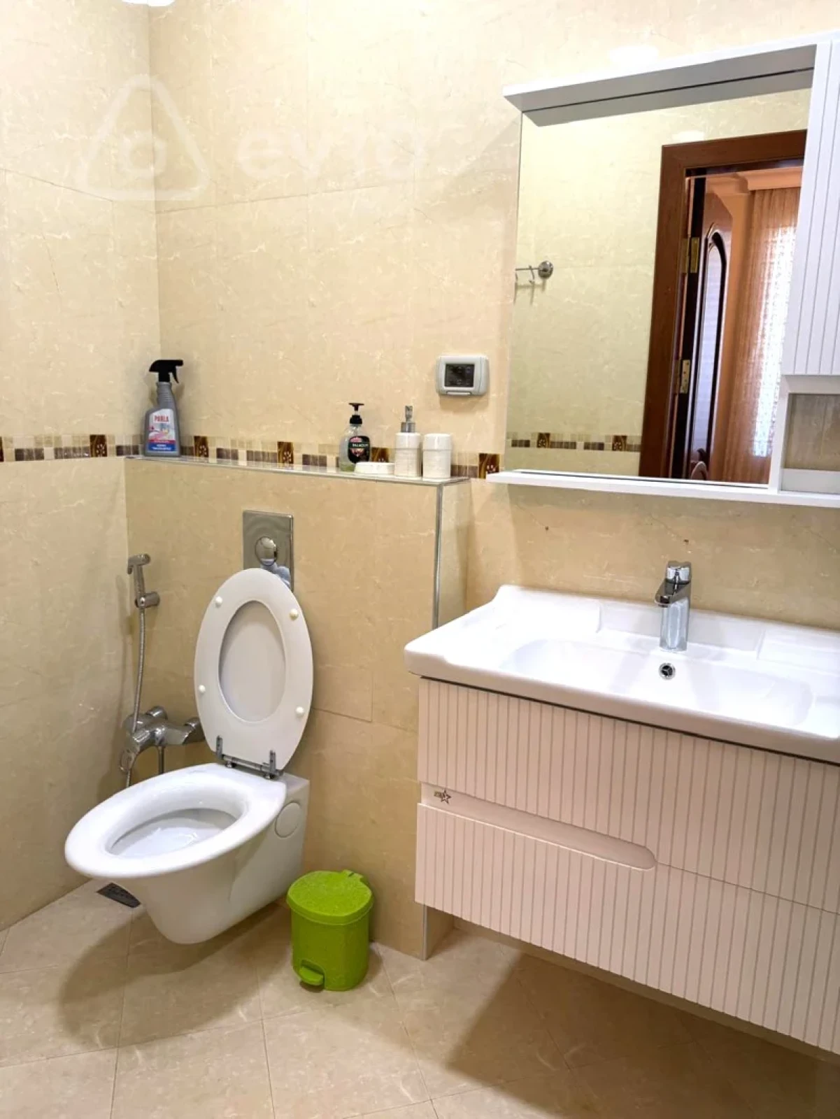 Satılır 3 otaqlı yeni tikili 179 m²