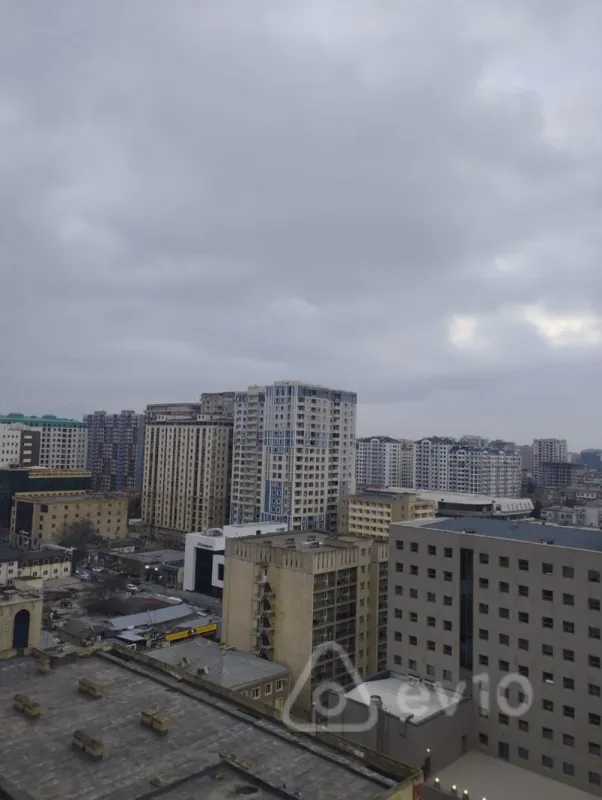 Satılır 3 otaqlı yeni tikili 137 m²