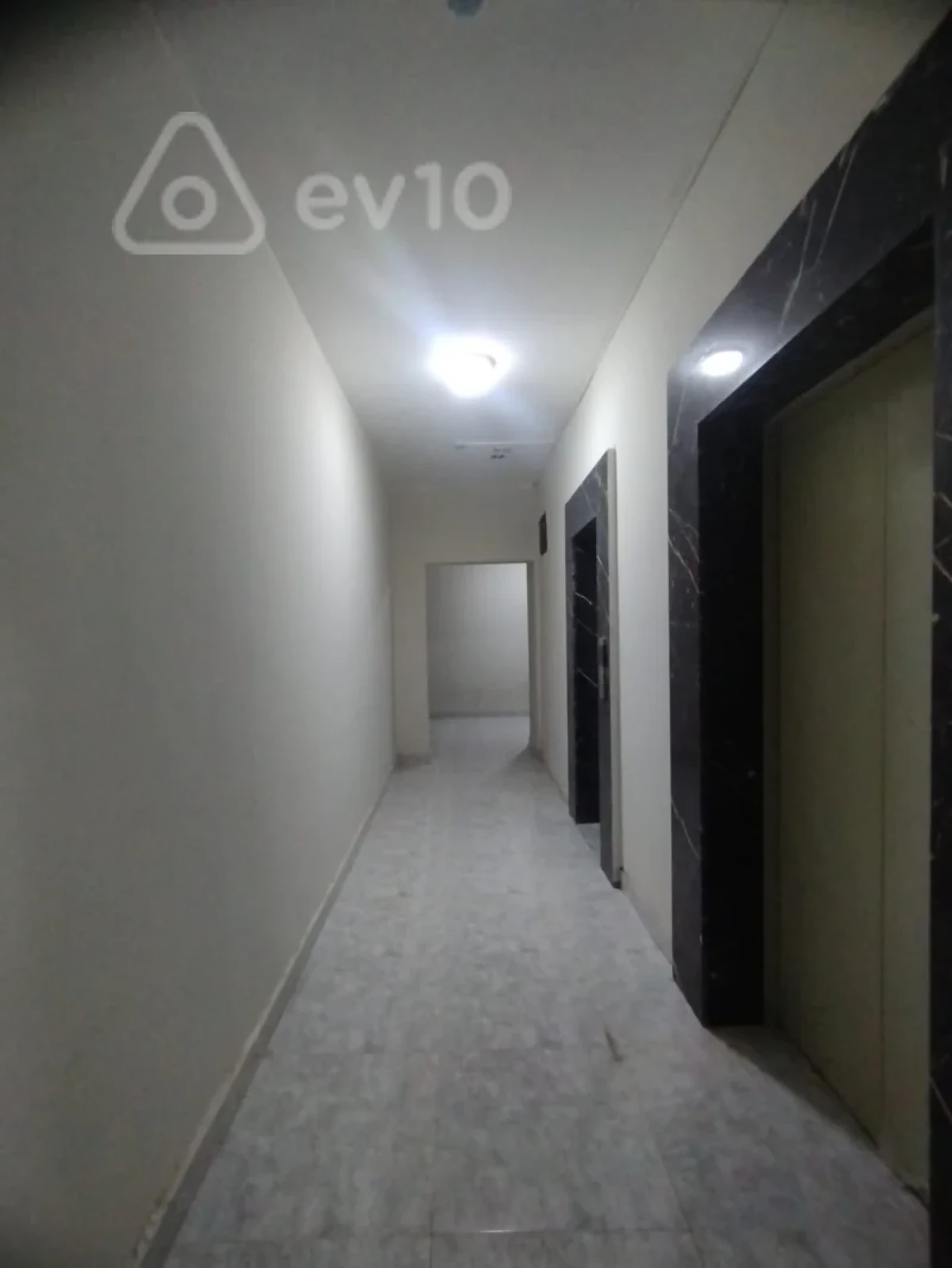 Satılır 3 otaqlı yeni tikili 137 m²
