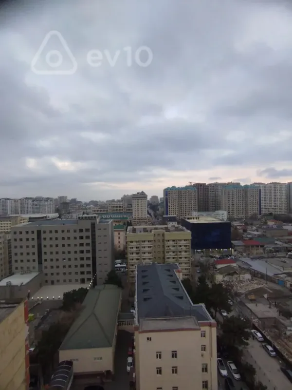 Satılır 3 otaqlı yeni tikili 137 m²