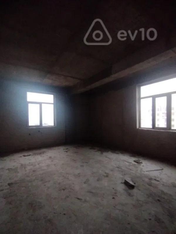 Satılır 3 otaqlı yeni tikili 137 m²