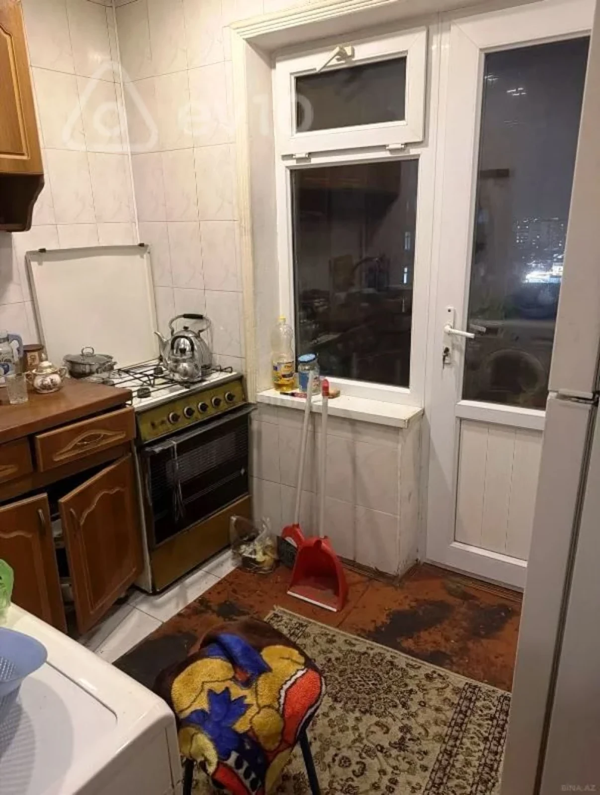 Satılır 3 otaqlı köhnə tikili 75 m²