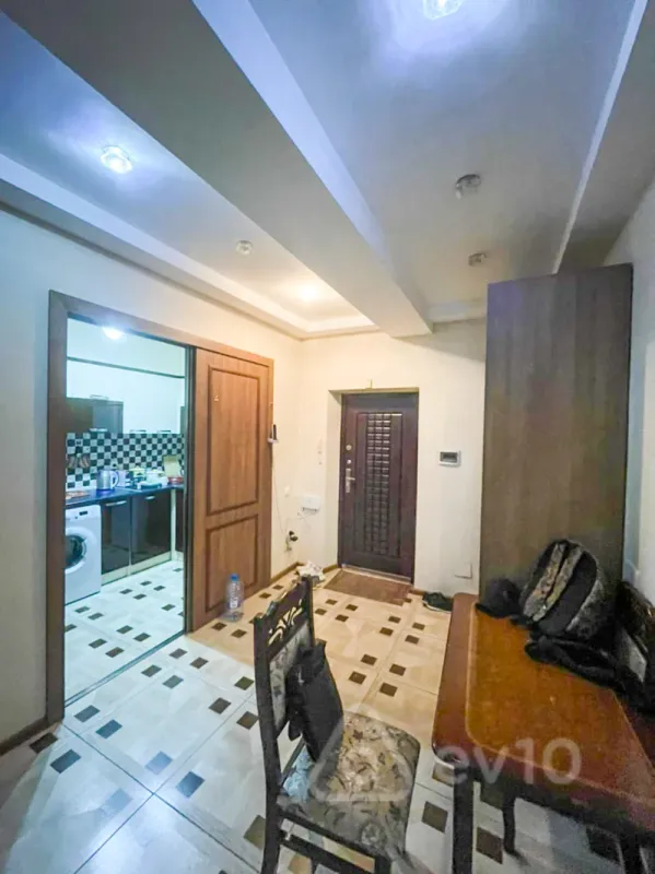 Kirayə verilir 2 otaqlı yeni tikili 75 m²