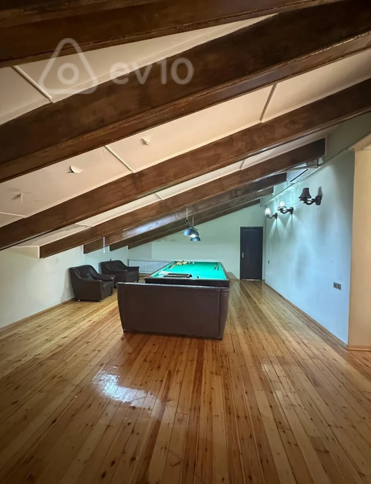 Kirayə verilir mənzil 320 m²