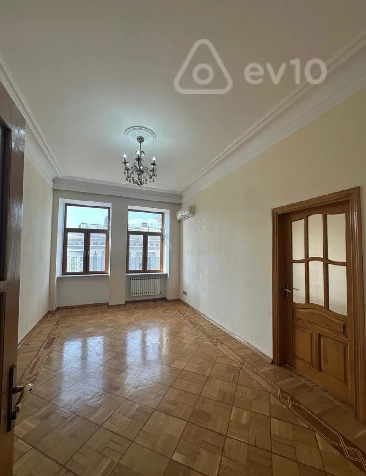 Kirayə verilir mənzil 320 m²