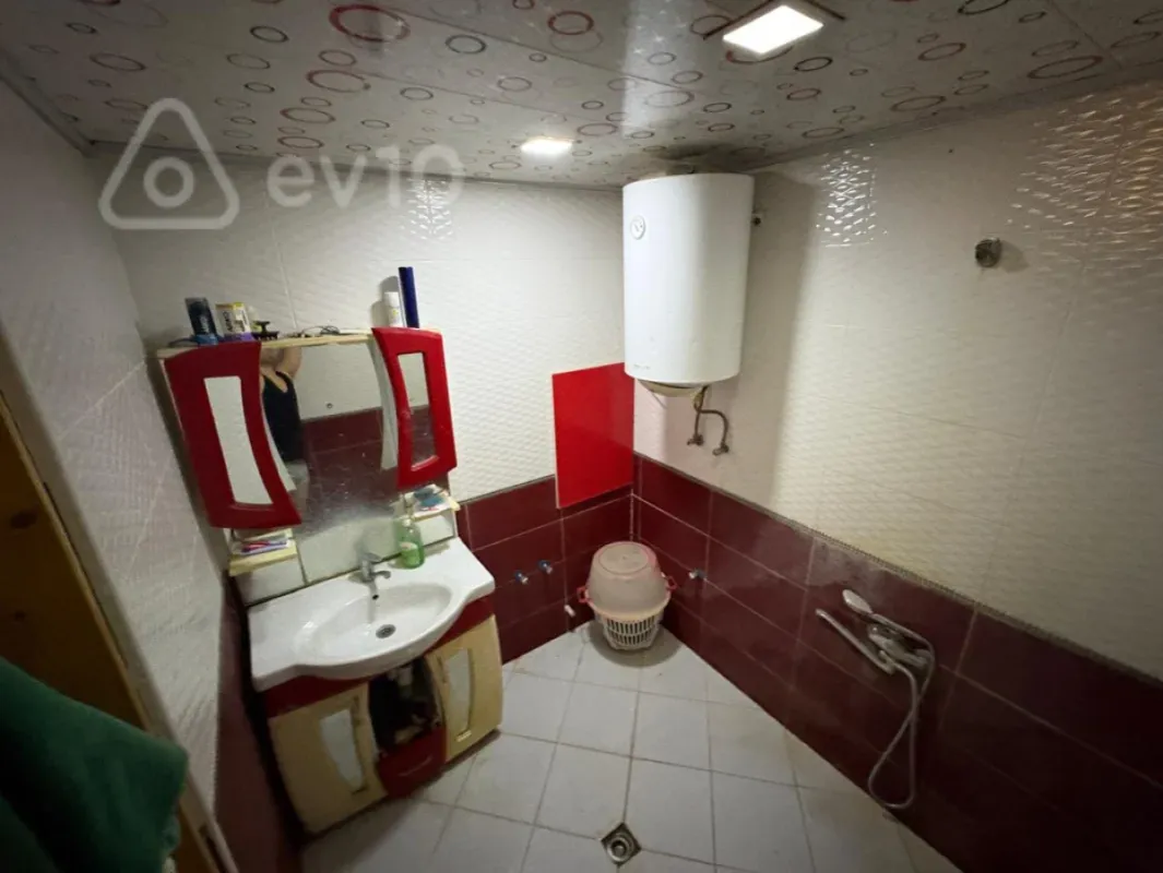 Kirayə verilir 3 otaqlı yeni tikili 80 m²