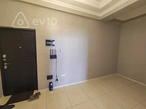 Kirayə verilir 2 otaqlı yeni tikili 90 m²
