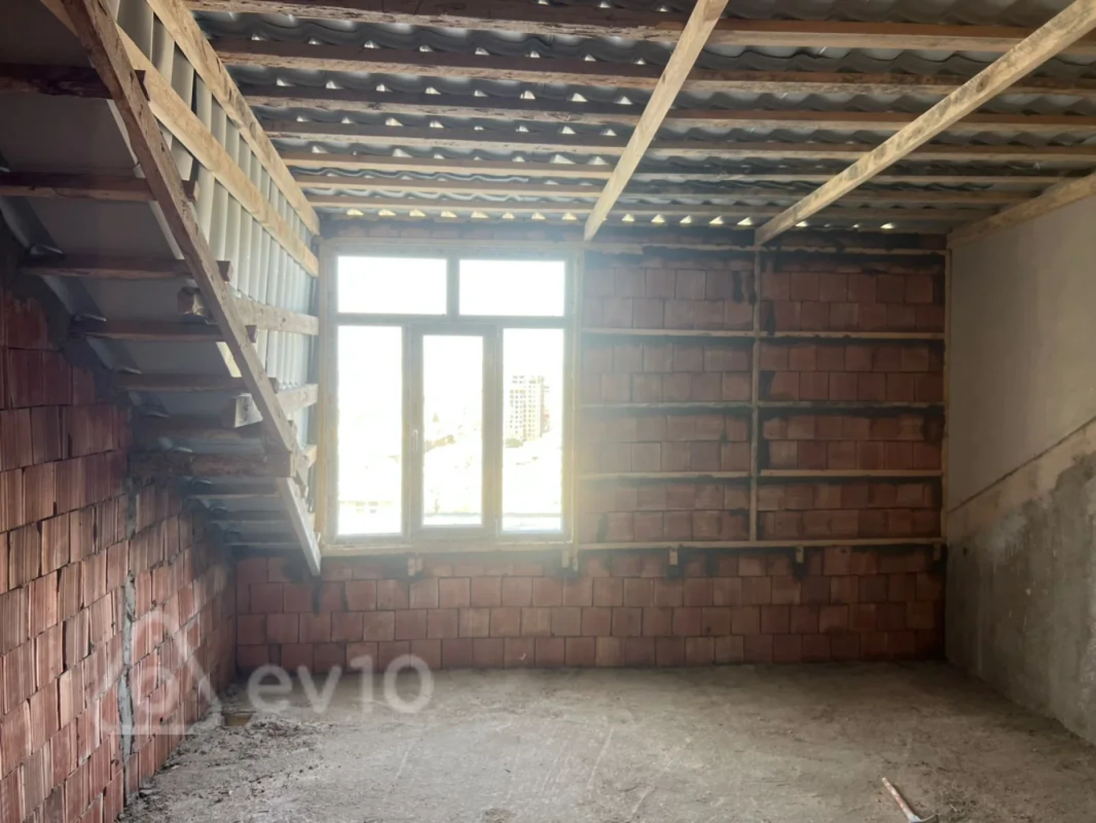 Satılır 2 otaqlı yeni tikili 73 m²