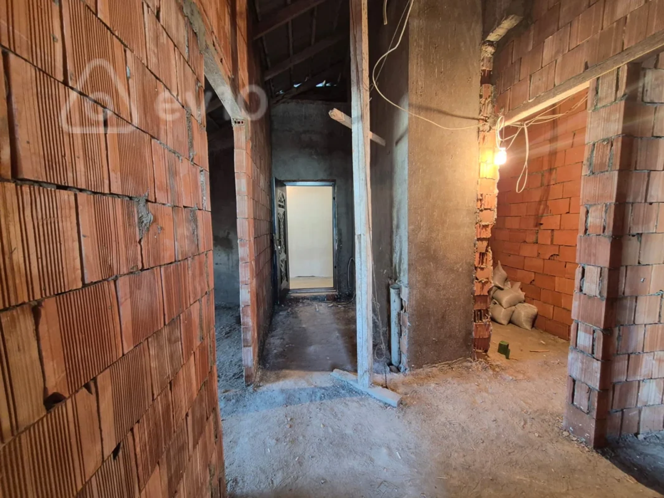 Satılır 2 otaqlı yeni tikili 73 m²