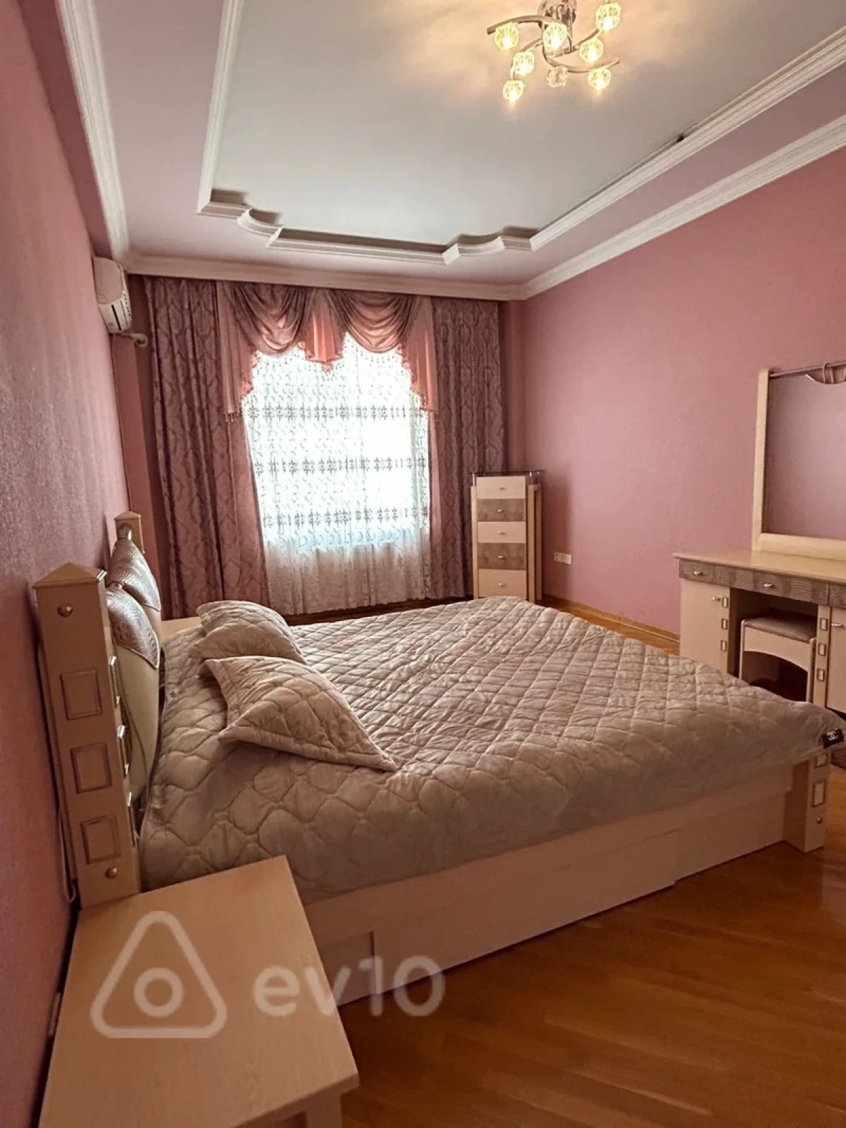 Kirayə verilir 3 otaqlı yeni tikili 123 m²