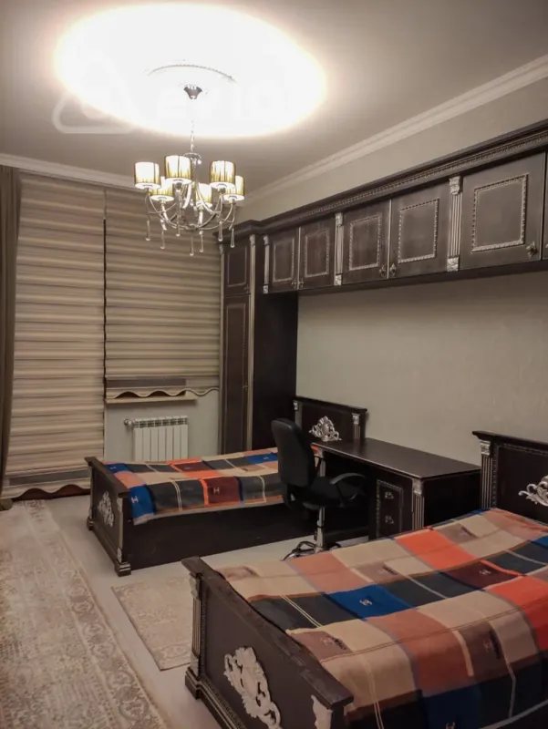 Kirayə verilir 3 otaqlı yeni tikili 120 m²