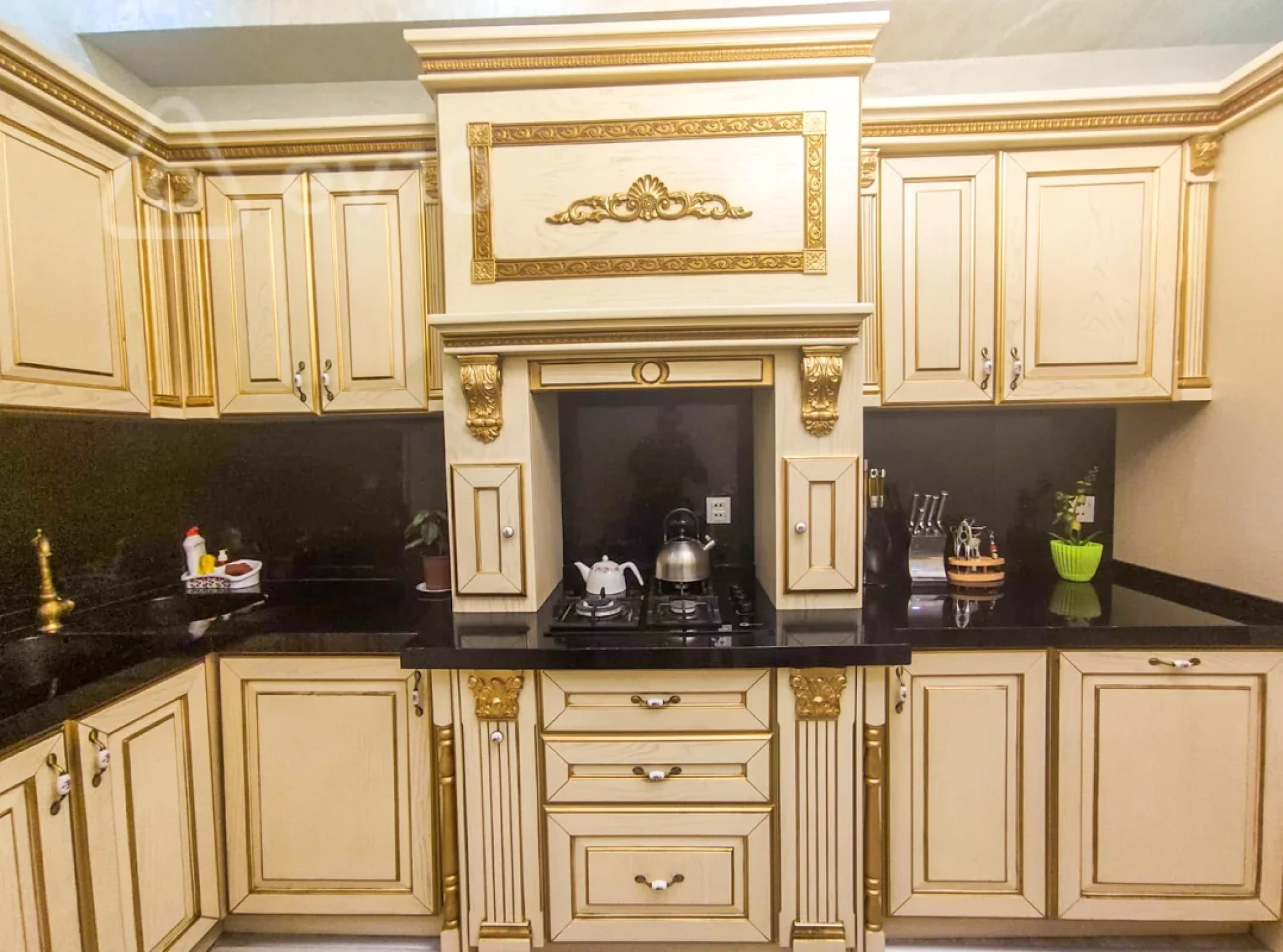 Kirayə verilir 3 otaqlı yeni tikili 120 m²