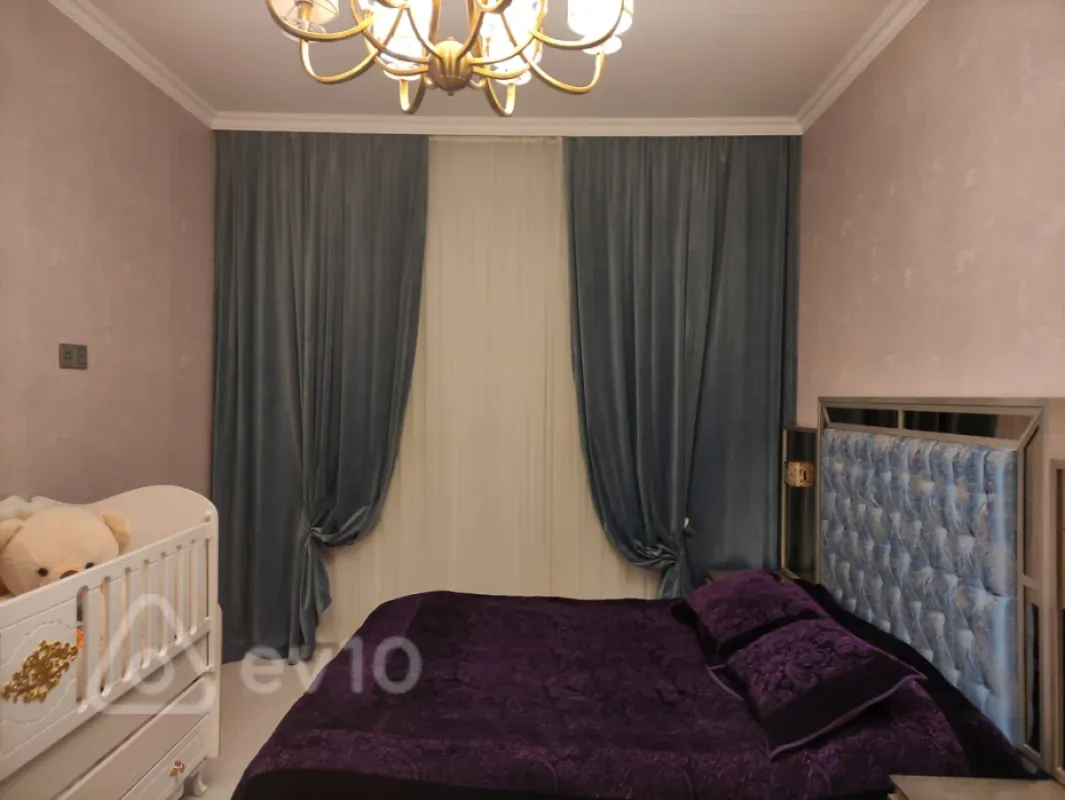 Kirayə verilir 3 otaqlı yeni tikili 120 m²