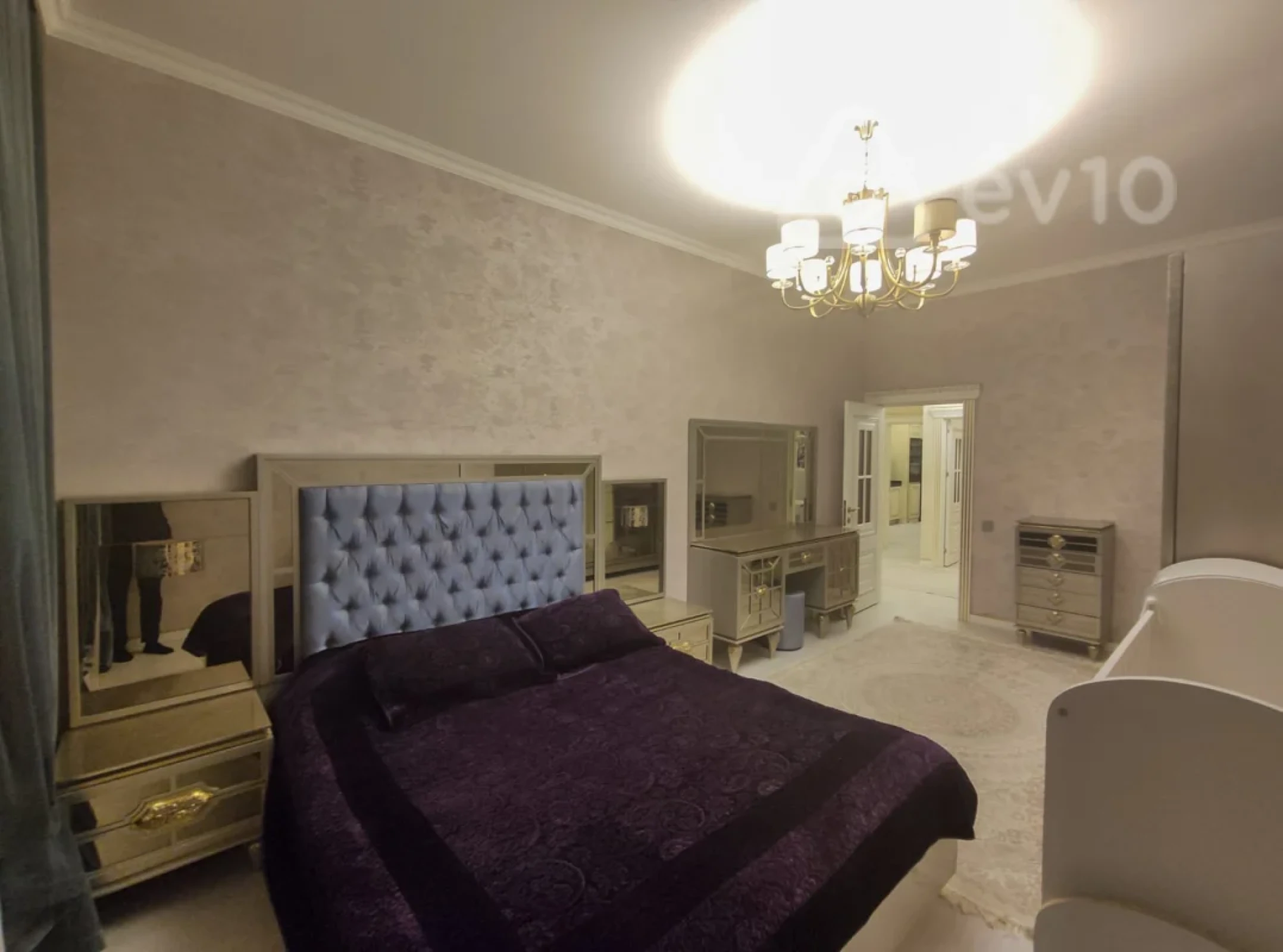 Kirayə verilir 3 otaqlı yeni tikili 120 m²