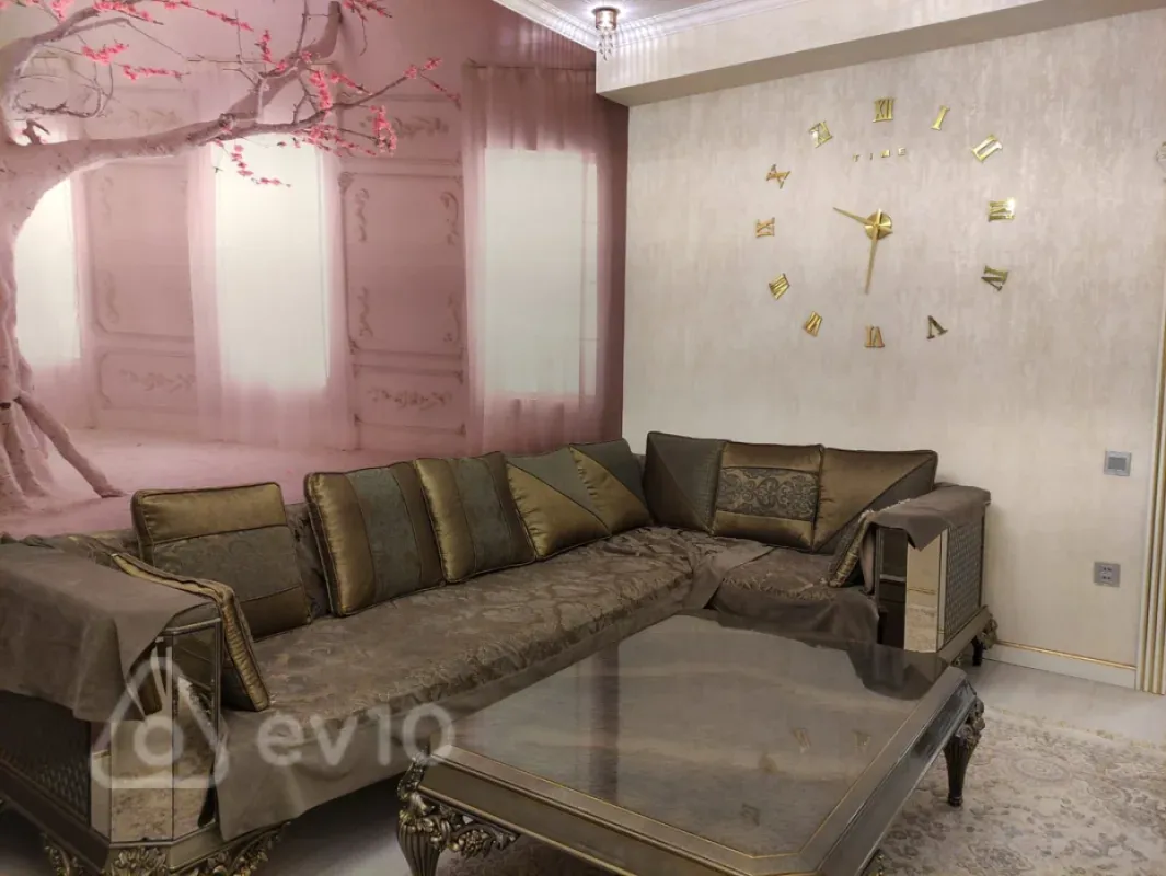 Kirayə verilir 3 otaqlı yeni tikili 120 m²