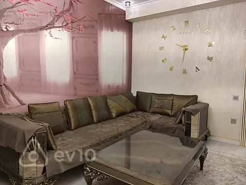 Kirayə verilir 3 otaqlı yeni tikili 120 m²