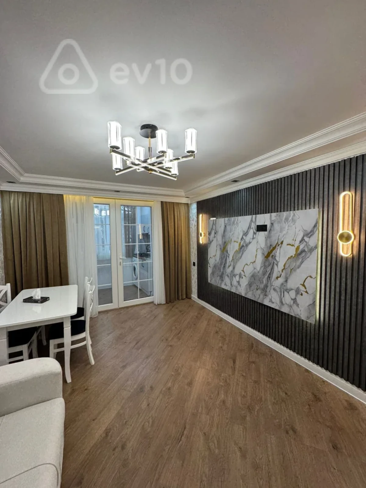 Satılır 2 otaqlı köhnə tikili 35 m²