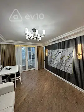 Satılır 2 otaqlı köhnə tikili 35 m²