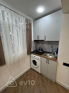Satılır 2 otaqlı köhnə tikili 35 m²