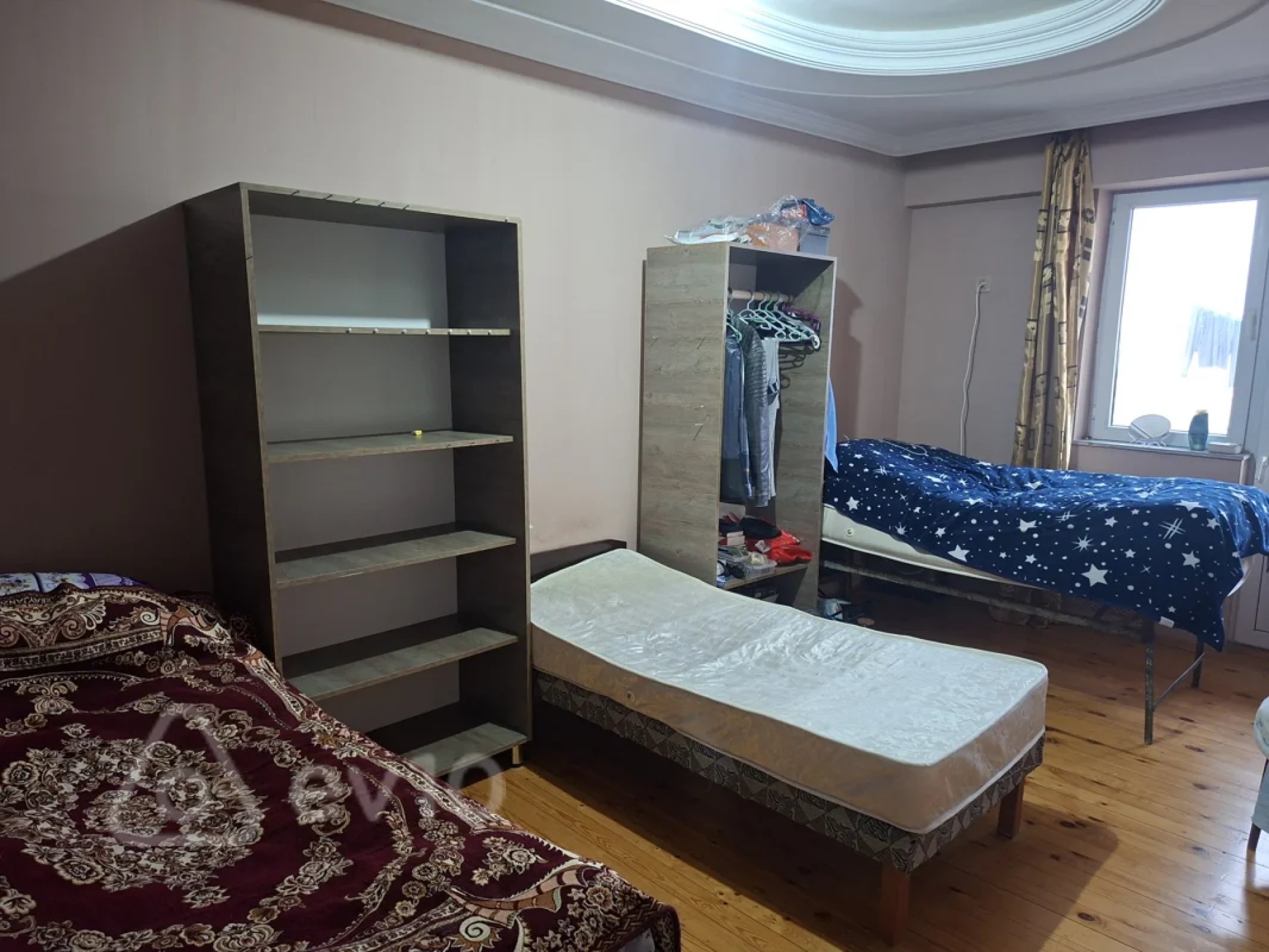 Kirayə verilir 3 otaqlı yeni tikili 130 m²